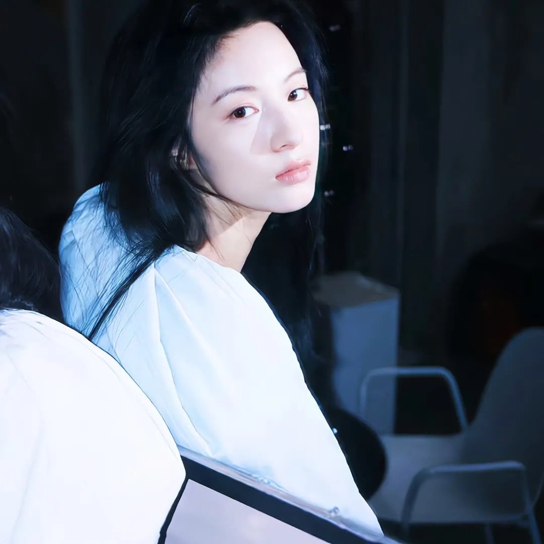 莫茜